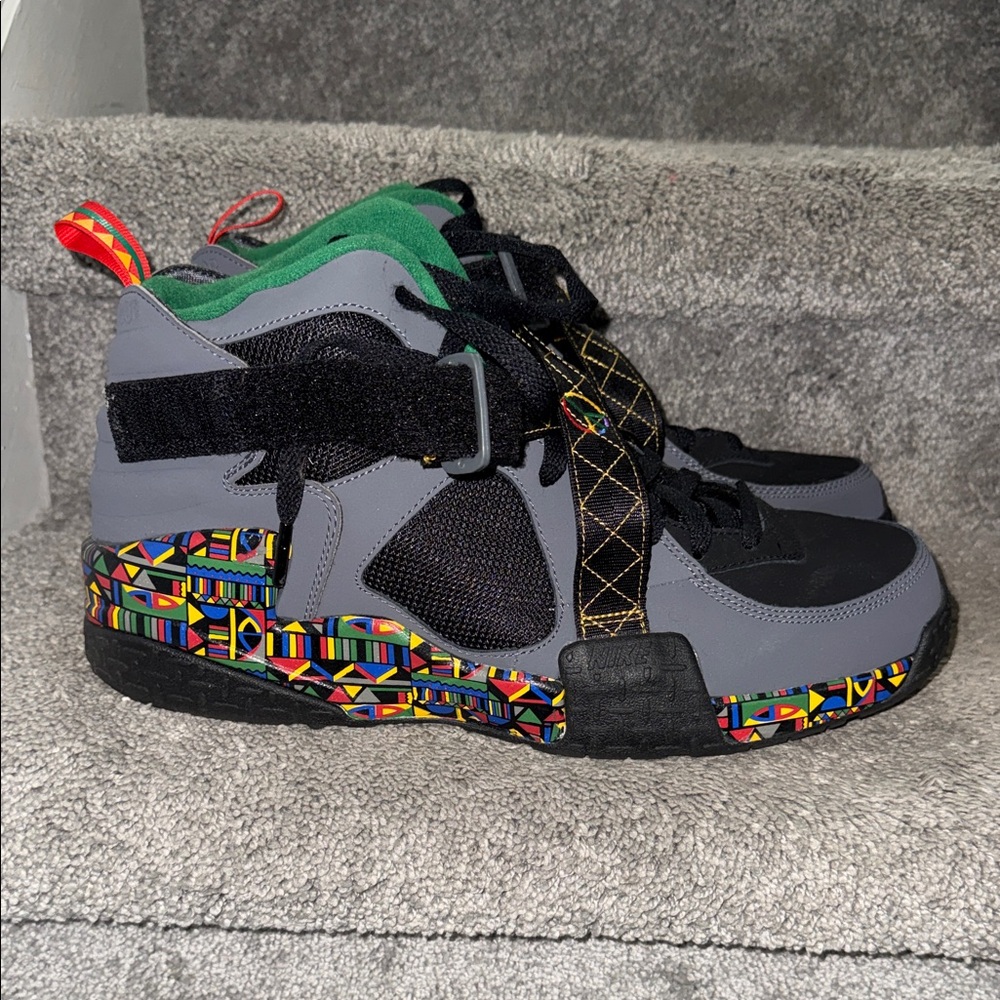 Men’s Nike Air Raid